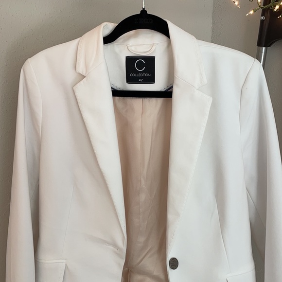 ✨White Blazer✨ - Picture 3 of 8